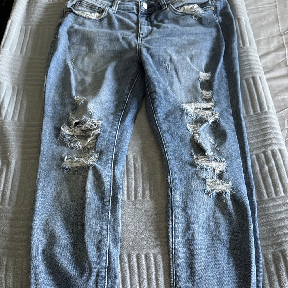 Judy Blue Light Blue Distressed Skinny Jeans